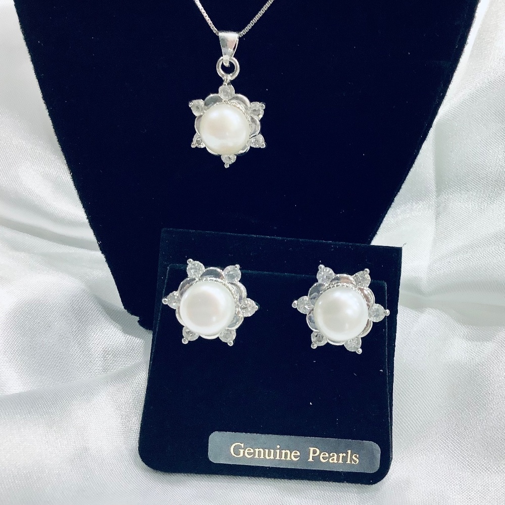 Luxury 9-10mm Freshwater Pearl Necklace & Earrings Set Snowflake Wedding Design